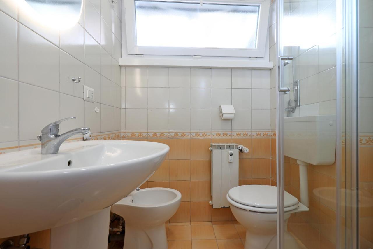 Re Di Roma - Charme Apartment Екстер'єр фото